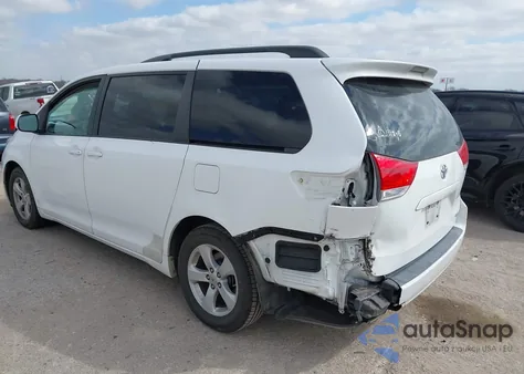 2011 Toyota Sienna Le V6 from USA, damaged, VIN 5TDKK3DC1BS090655